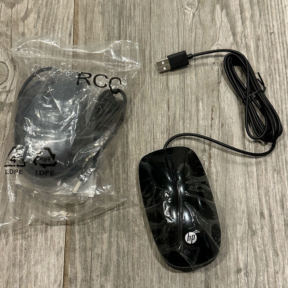 HP Black Wired Mouse